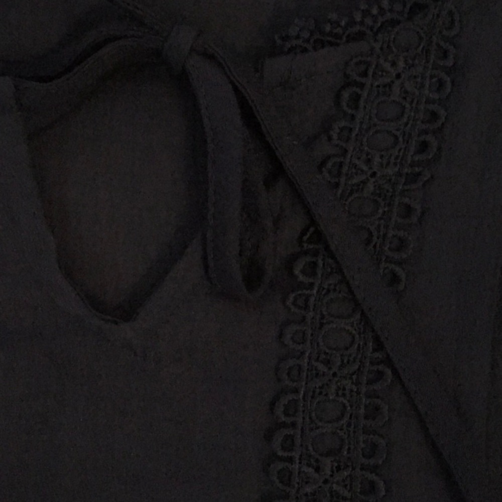 Blouse - Picture 2 of 6